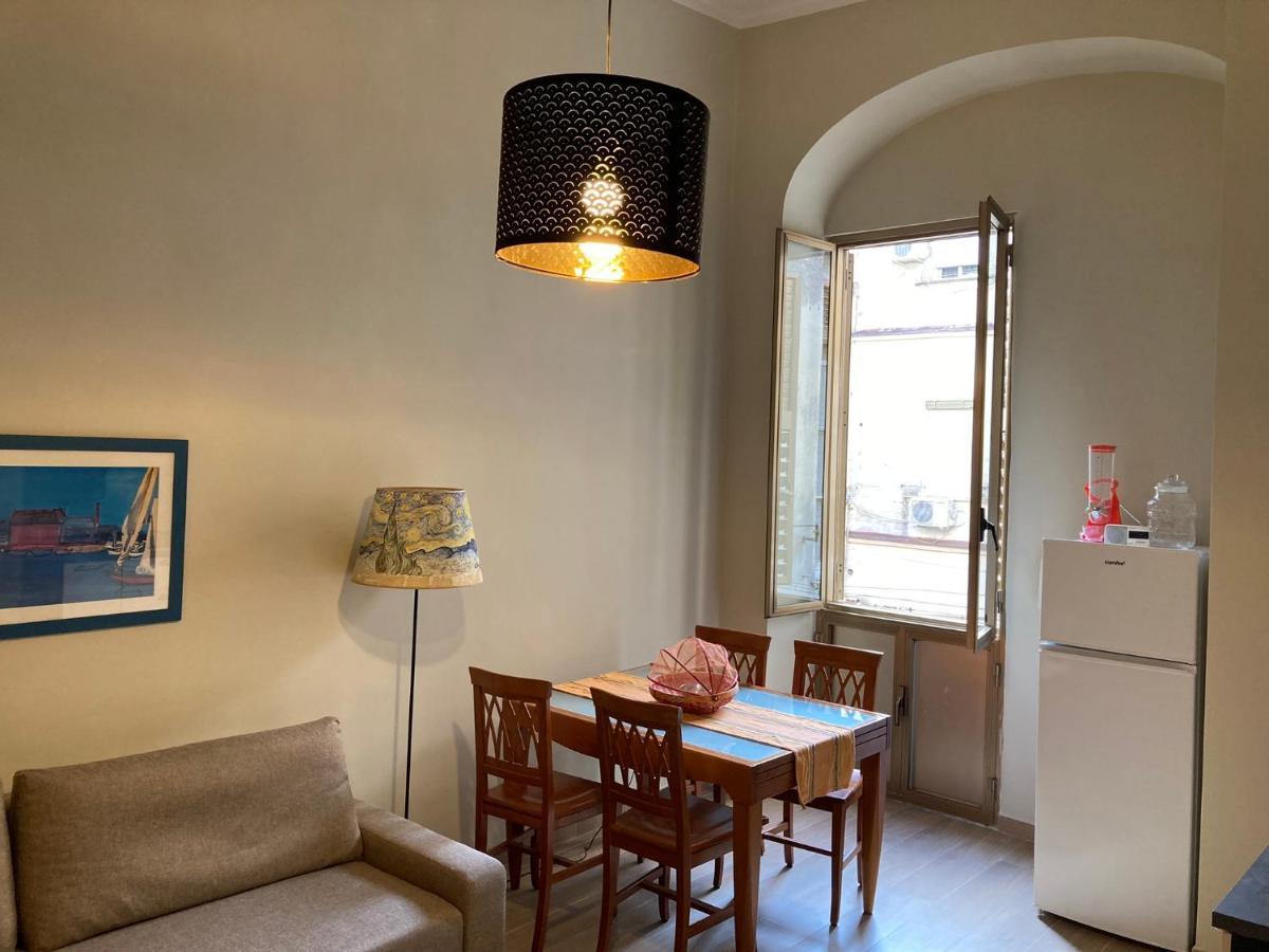 Apartment Domus Passpartenope, *
