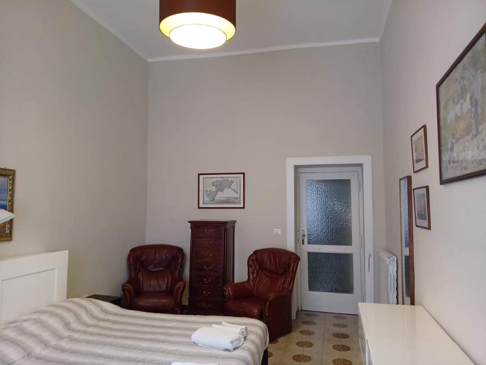 Apartment Domus Passpartenope, Naples